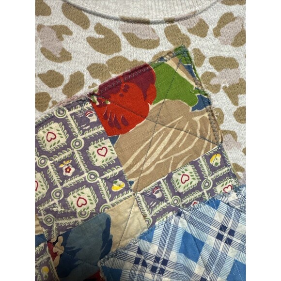 Aerie Sweatshirt Size M Leopard Animal Print Quilted Design On Front Oversized - Picture 4 of 10